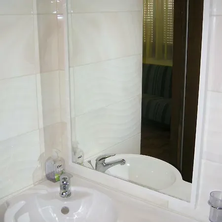 Koka Lejlighed Novi Vinodolski